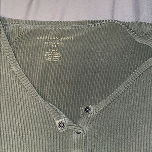 American eagle long sleeve with v neck